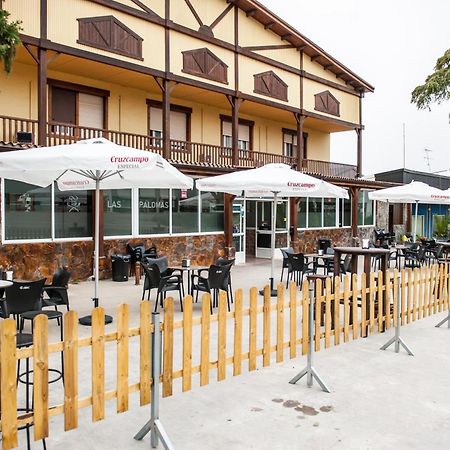Hostal Las Palomas Лусена Екстериор снимка